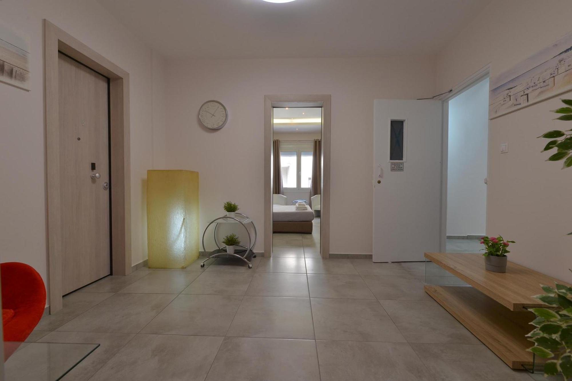 אתונה Alekos Apartments 2 Netflix, Self Check-In מראה חיצוני תמונה